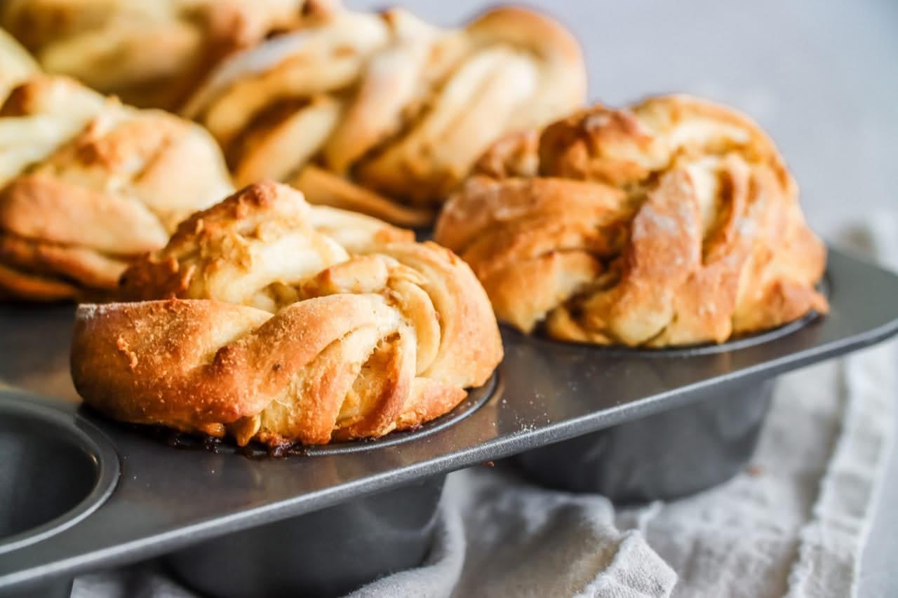 Home Baking Cupcake Tray Cake Muffin Tray 6 & 12 Slots 26cm x 18.5cm & 35cmx27cm