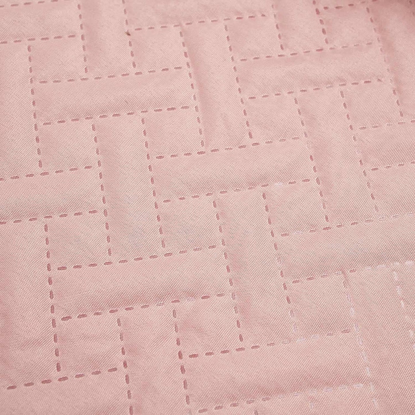 Quilted Bedspread Spread